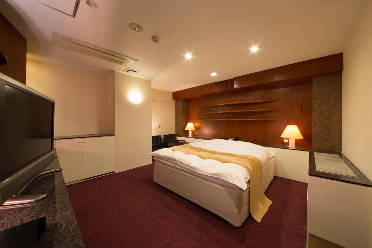 أوساكا Hotel Beni East (Adults Only) المظهر الخارجي الصورة