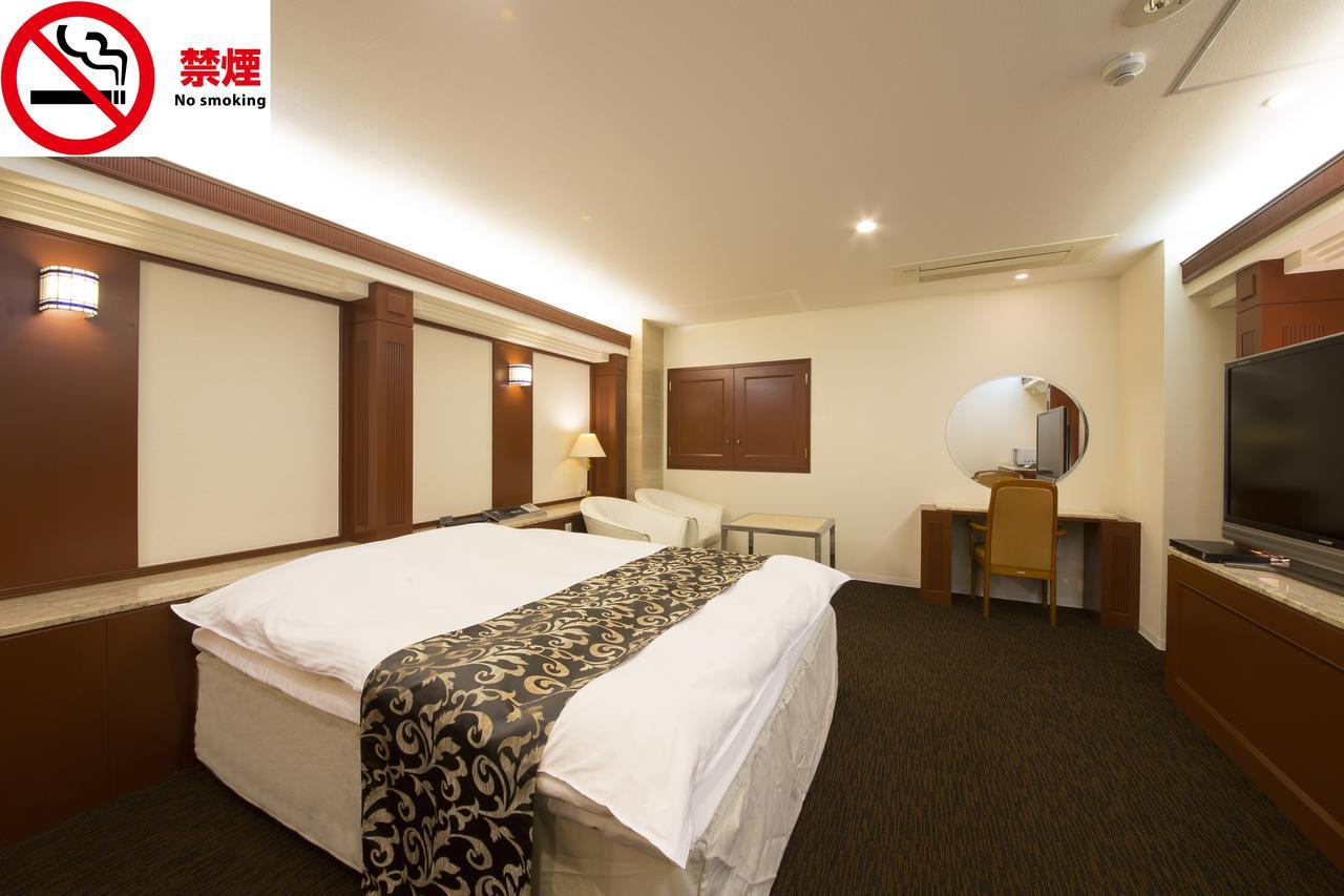 أوساكا Hotel Beni East (Adults Only) المظهر الخارجي الصورة